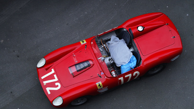 Rétromobile 2012 - Ferrari rouge vue du dessus 2