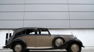 Vente Artcurial - Rolls Royce gris/beige profil