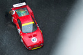 Rétromobile 2018 - Ferrari 512BB LM rouge 3/4 avant droit vue de haut