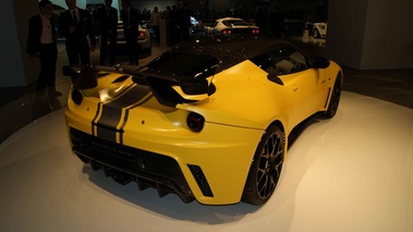 Salon de Francfort IAA 2011 - Lotus Evora GTE jaune/noir 3/4 arrière droit
