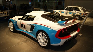 Salon de Francfort IAA 2011 - Lotus Exige R-GT blanc/bleu 3/4 arrière gauche