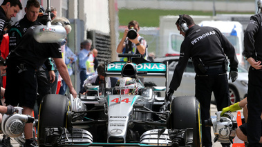 F1 GP Autriche 2015 Mercedes Hamilton stand