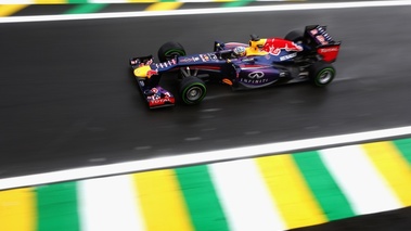F1 GP Brésil 2013 Red Bull vue haut