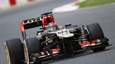 F1 GP Espagne 2013 Lotus 3/4 avant