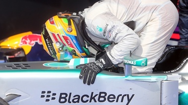 F1 GP Hongrie 2013 Hamilton embrasse sa Mercedes
