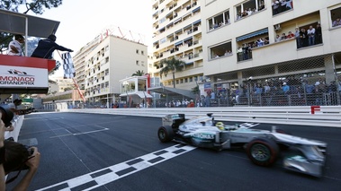 F1 GP Monaco 2013 Mercedes ligne d'arrivée
