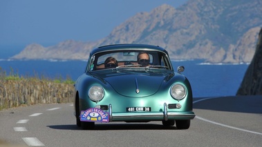 Trophée en Corse - Porsche 356 vert face avant