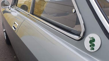 ALFA ROMEO GTV 2000 Coupé Bertone 1971 - 