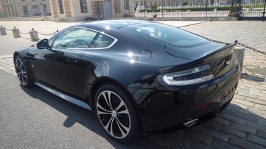 ASTON MARTIN V12 Vantage - VENDU 2010 - 3/4 avant gauche