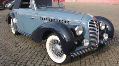 DELAHAYE 135M Guilloré DHC - VENDU 1949 - 3/4 avant droit