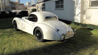 JAGUAR XK120 FHC - VENDU 1952 - 3/4 avant droit