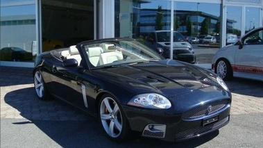 JAGUAR XKR Convertible - VENDU 2008 - 3/4 avant droit