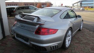 PORSCHE 997 GT2 - VENDU 2008 - 3/4 avant droit