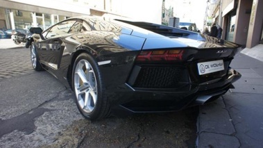 LAMBORGHINI Aventador - VENDU 2012 - 3/4 arrière gauche