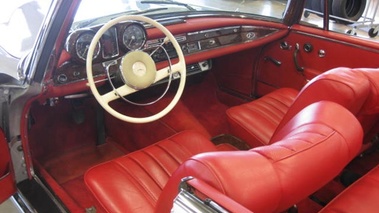 MERCEDES BENZ 300 SE Cabriolet - VENDU 1964 - Vue 3/4 avant gauche