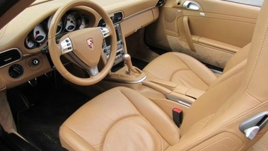 PORSCHE 911 Carrera 4S - VENDU 2007 - Vue 3/4 avant droit