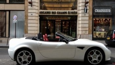 ALFA ROMEO 8C Spider - VENDU 2010 - profil