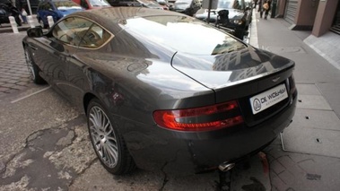 ASTON MARTIN DB9 - VENDU 2009 - 3/4 arrière gauche