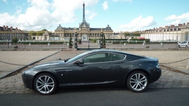 ASTON MARTIN DB9 - VENDU 2011 - profil