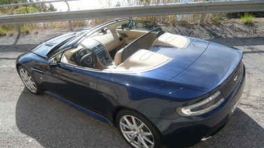 ASTON MARTIN V8 Vantage Roadster S 2011 - 3/4 avant gauche