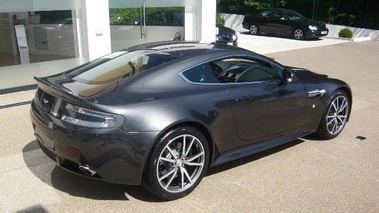 ASTON MARTIN V8 Vantage S - VENDU 2012 - 3/4 avant gauche