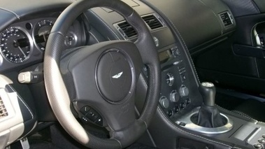 ASTON MARTIN V8 Vantage - VENDU 2007 - 3/4 avant gauche