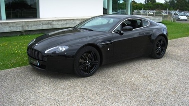 ASTON MARTIN V8 Vantage - VENDU 2009 - 3/4 avant gauche