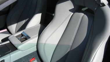 ASTON MARTIN V8 Vantage - VENDU 2009 - 3/4 avant droit