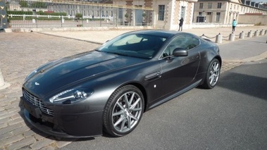 ASTON MARTIN V8 Vantage - VENDU 2011 - 3/4 avant gauche