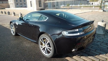 ASTON MARTIN V8 Vantage - VENDU 2012 - 3/4 avant gauche