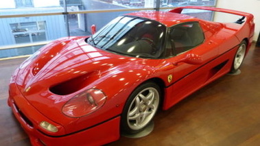 FERRARI F50 - VENDU 1997 - 3/4 avant gauche