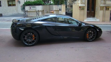 MCLAREN MP4-12C - VENDU 2012 - profil 2