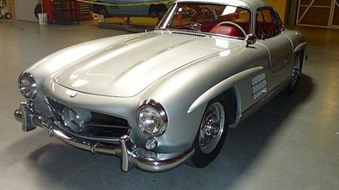 MERCEDES BENZ 300 SL - VENDU 1956 - 3/4 avant gauche