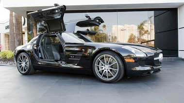 MERCEDES BENZ Sls coupe 2011 - 