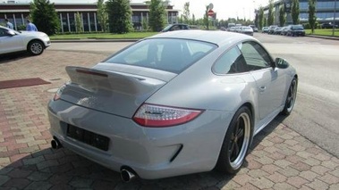 PORSCHE 997 Sport Classic - VENDU 2010 - 3/4 avant droit